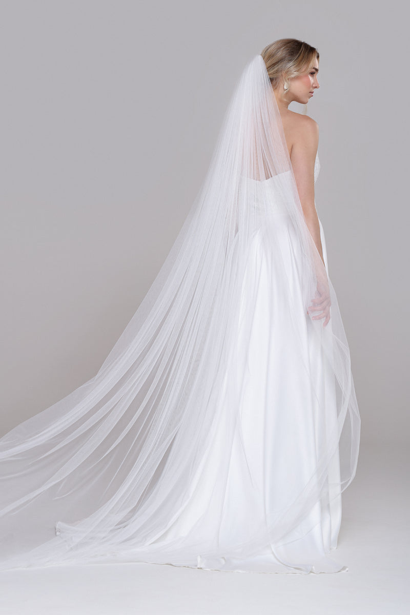 IZZY soft tulle veil