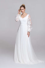 FROST wedding dress | V neckline and lace sleeves 