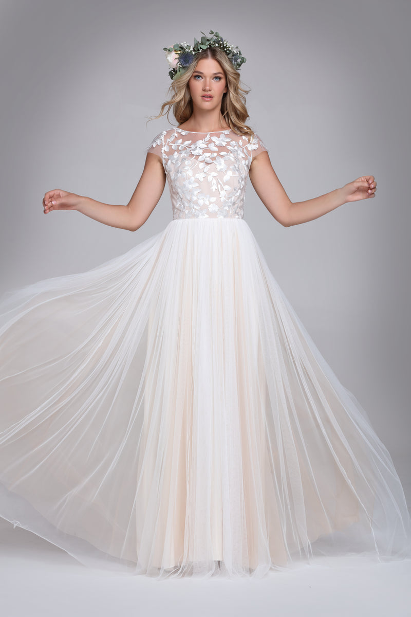 ILUME wedding dress