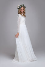 ILYSSA vintage Wedding Dress | Long Sleeves Close Bac