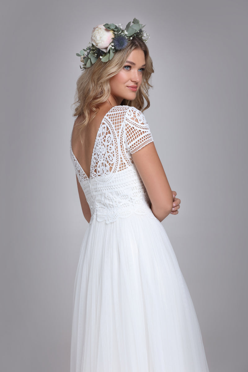 INDIRA wedding dress