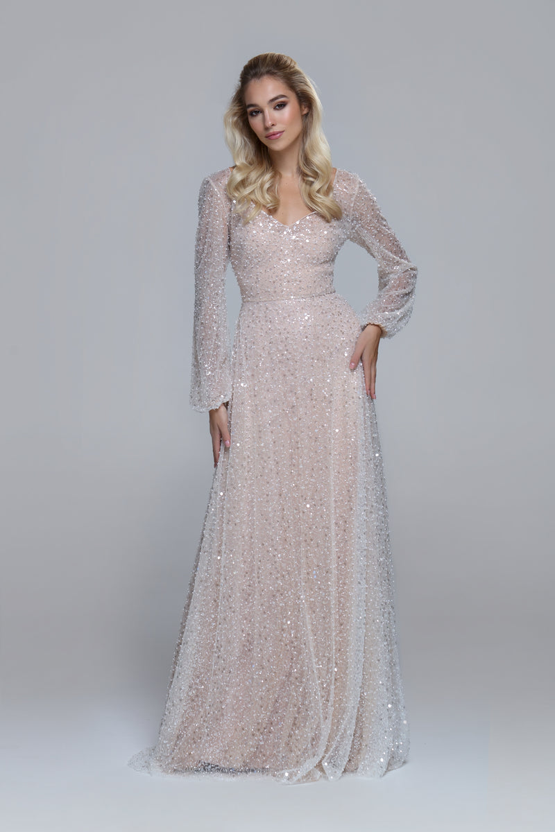 Luxurious wedding dress PASSION. Sequin tulle bridal dress with V-neckline. A-line big volume skirt. 
