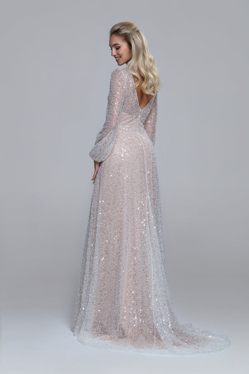 Luxurious wedding dress PASSION. Sequin tulle bridal dress with V-neckline. A-line big volume skirt. 