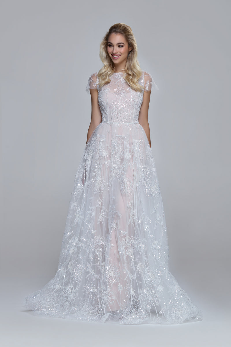 Sparkling wedding dress PEONY. Boat neckline, drop split on the back. Folded skirt.