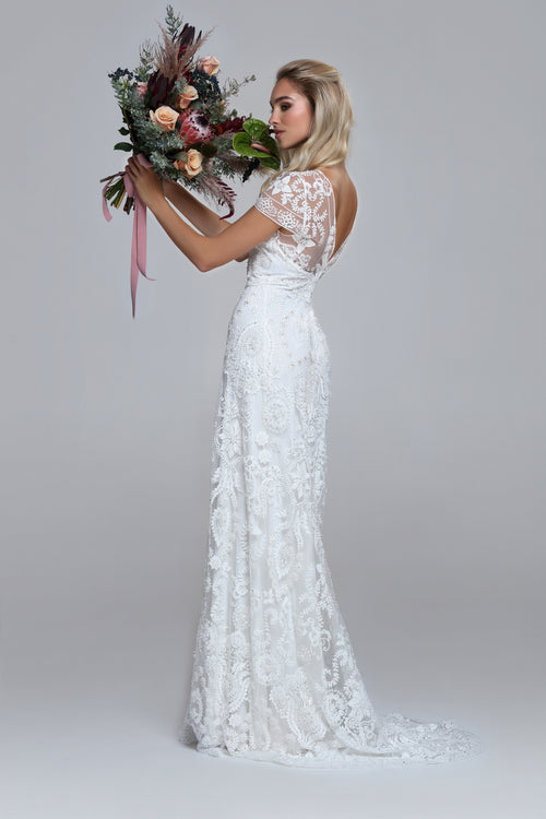 Sparkly wedding dress PERSIA. Boat neckline, V-back. Slip mermaid siluett with train