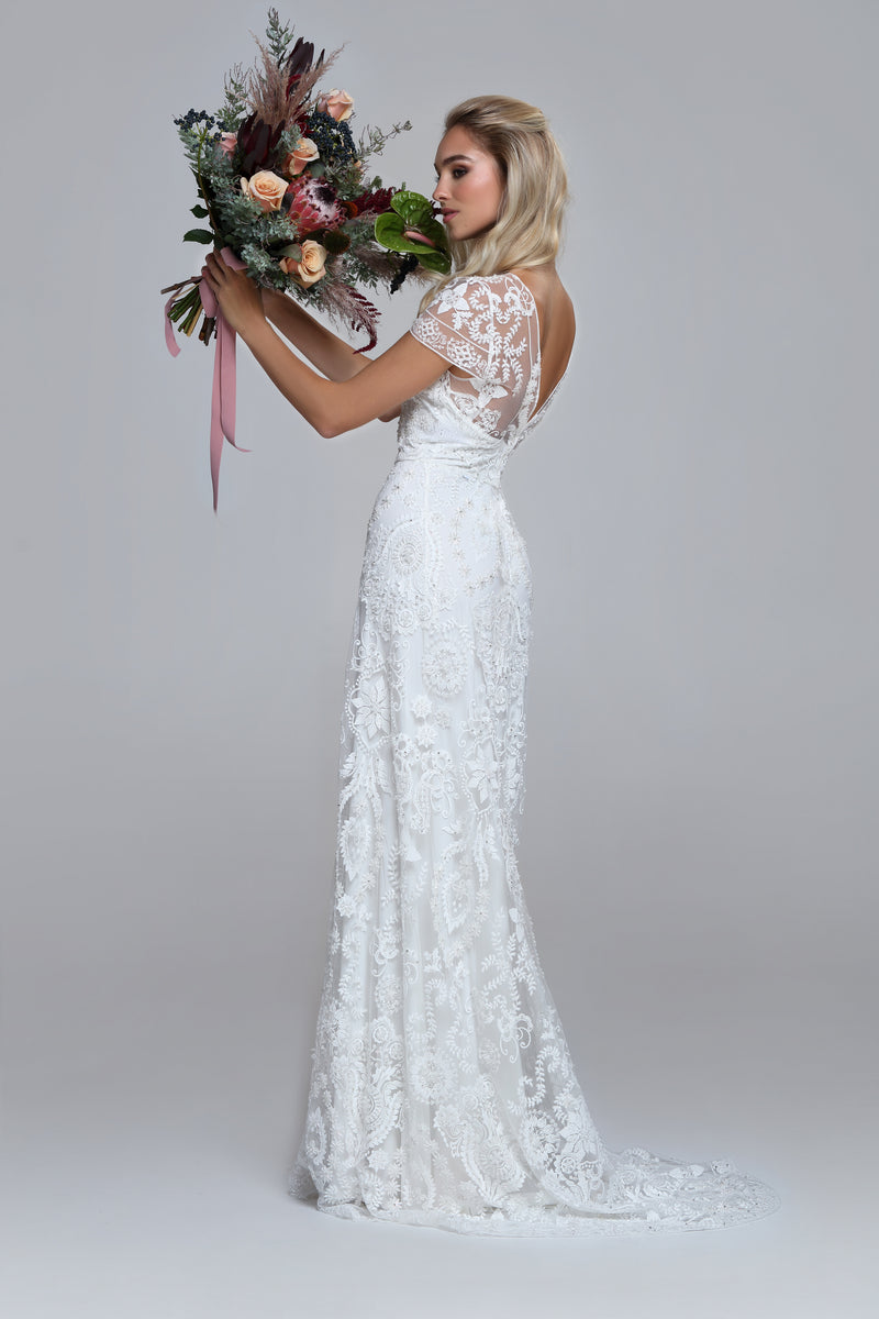 Sparkly wedding dress PERSIA. Boat neckline, V-back. Slip mermaid siluett with train