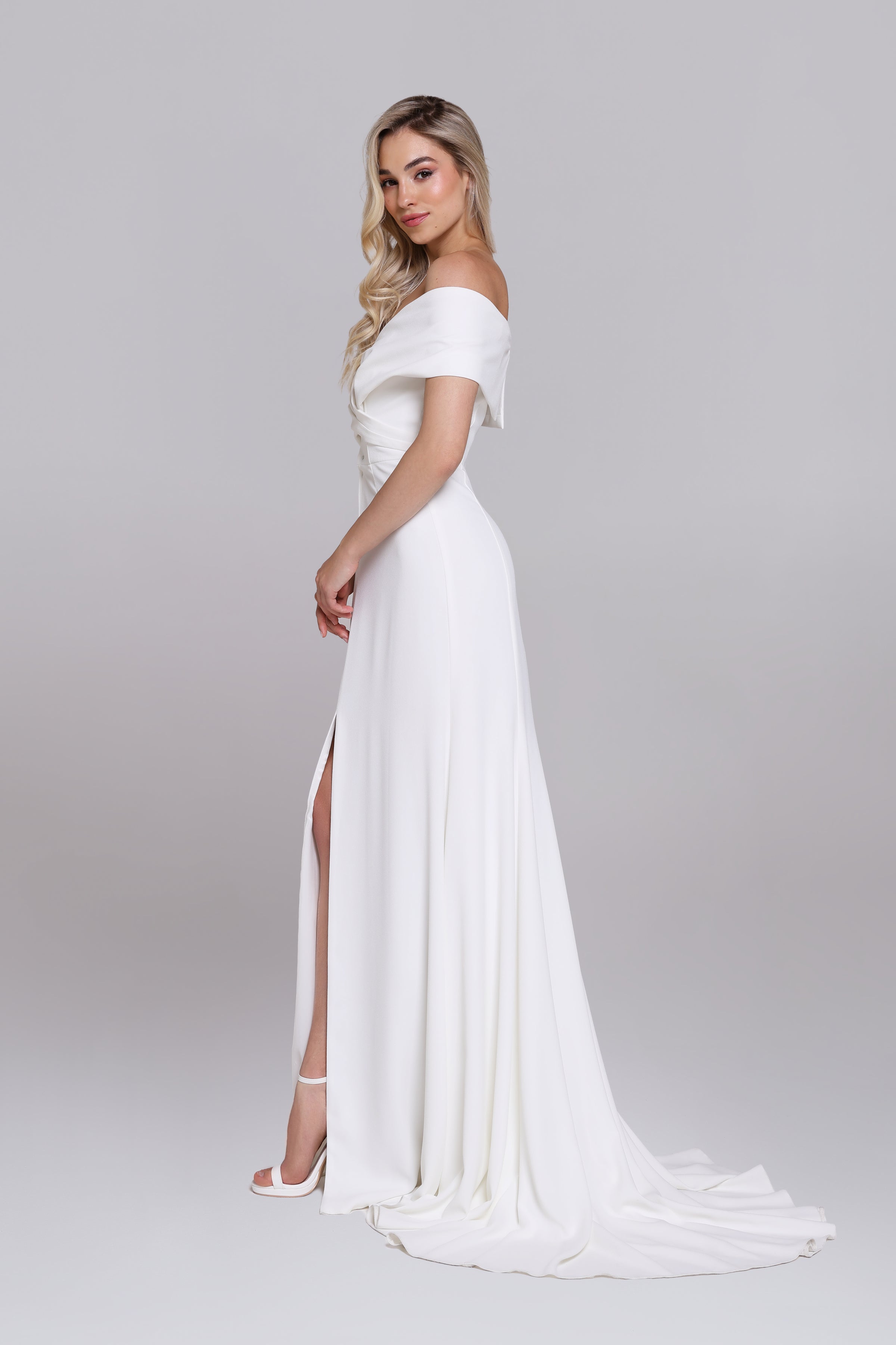 ROYAL wedding dress off shoulder open split SADONI BRIDAL SHOP WEDDING DRESSES OSLO